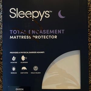 BRAND NEW ALL AROUND ZIPPER MATTRESS PROTECTOR!❤️